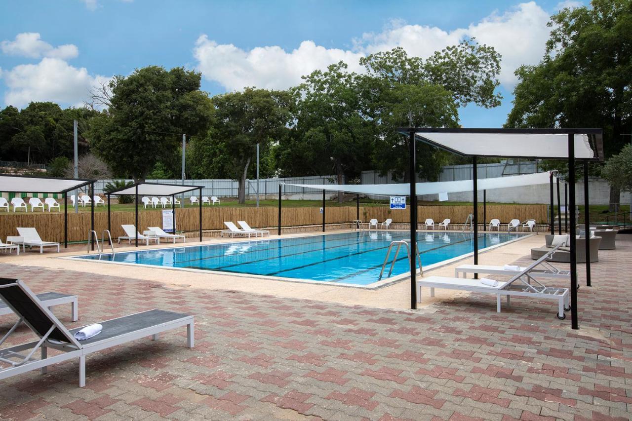 Eden Inn Zichron Ja’akow Kültér fotó