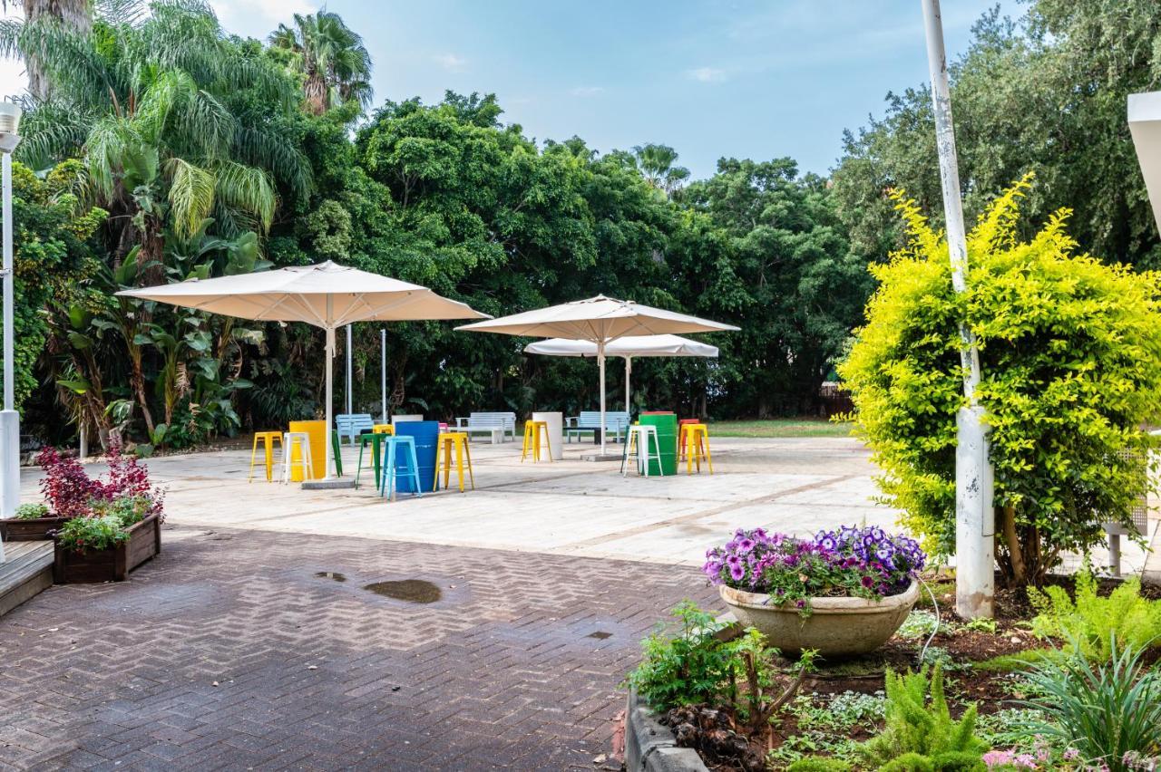 Eden Inn Zichron Ja’akow Kültér fotó