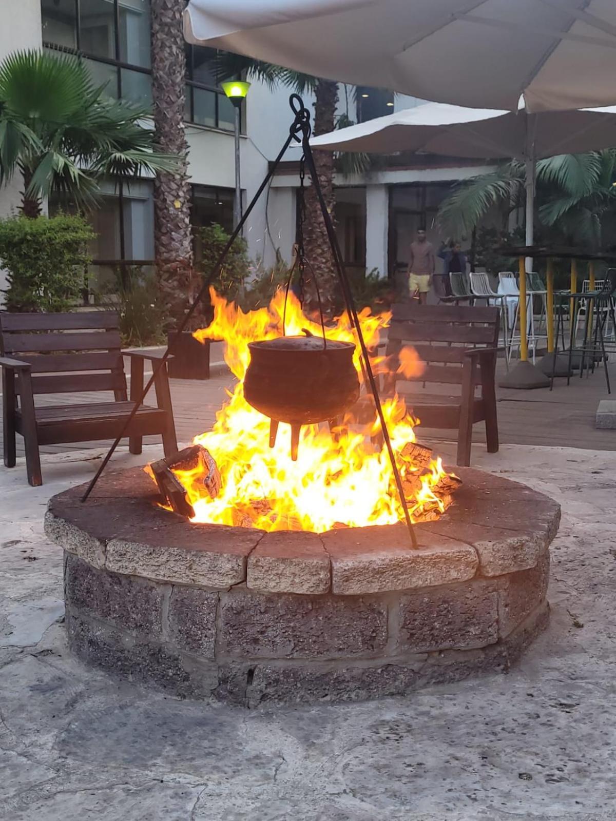Eden Inn Zichron Ja’akow Kültér fotó
